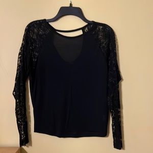 Basic House blouse Excellent condition